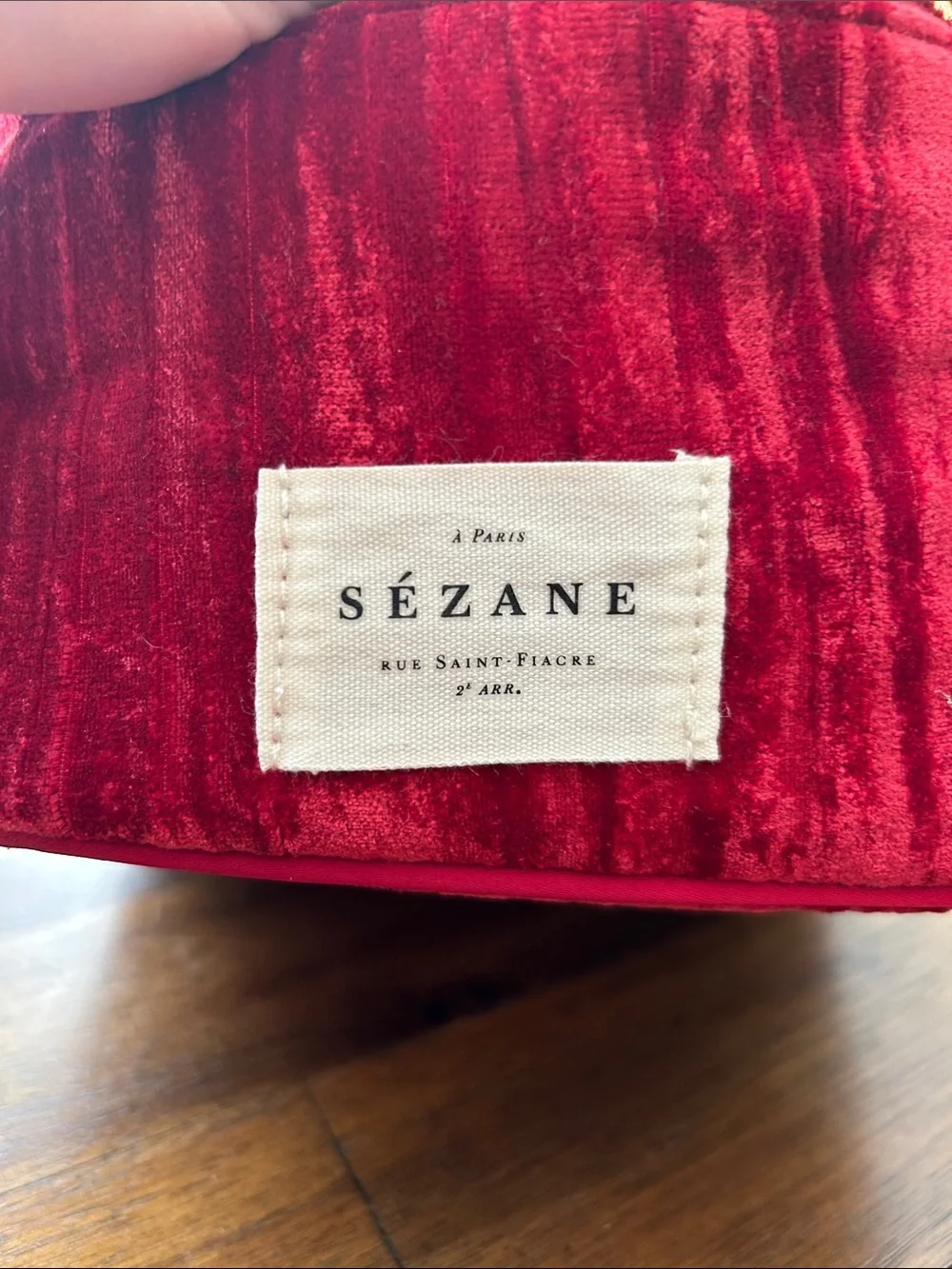 Sézane Mini Vanity Red Crushed Velvet Zip Cosmetic Makeup Case Tassel Zipper